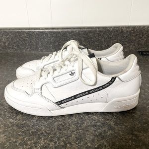 Ladies Adidas court shoe